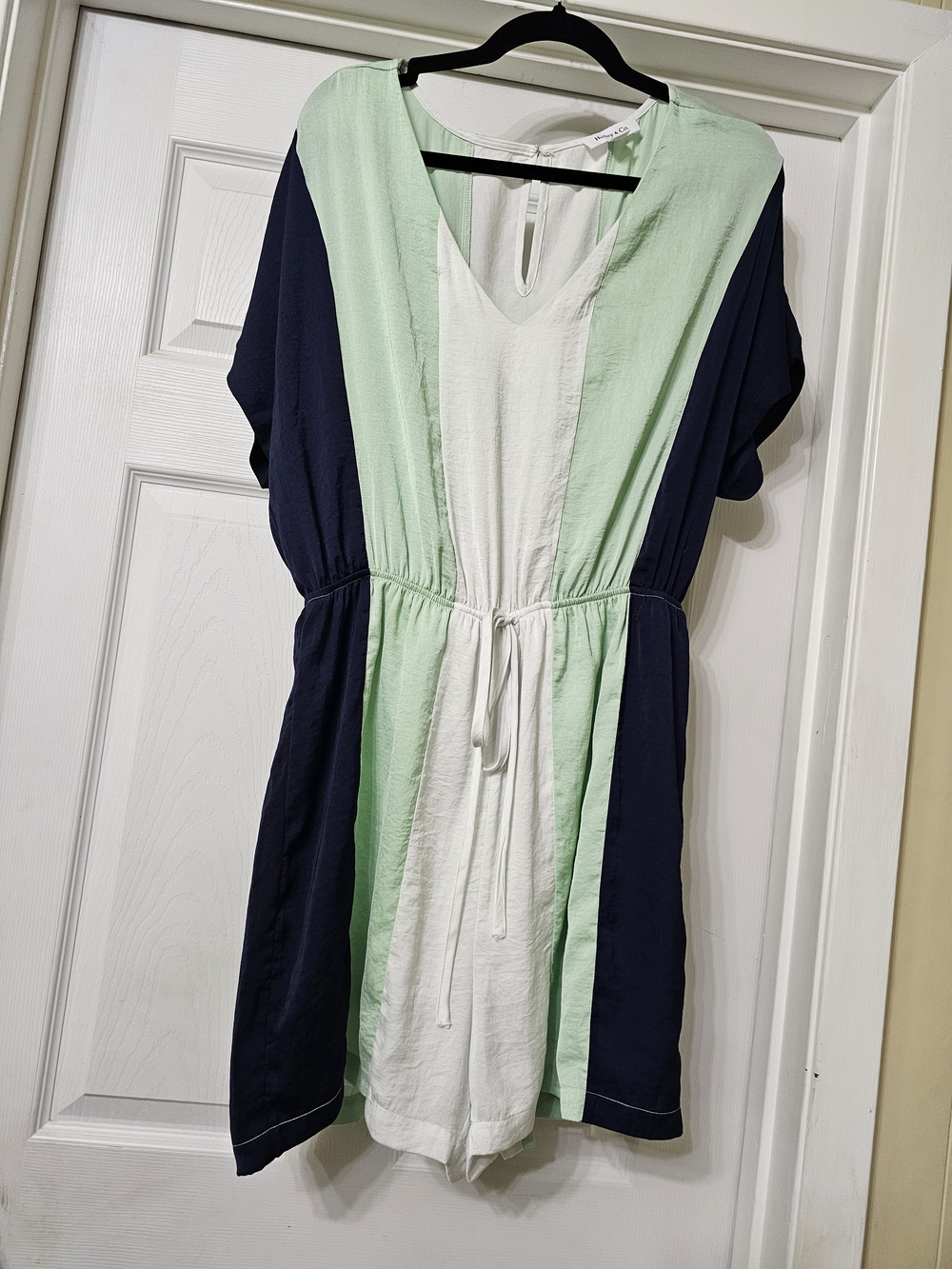 Colorblock Romber - Navy, Mint & White